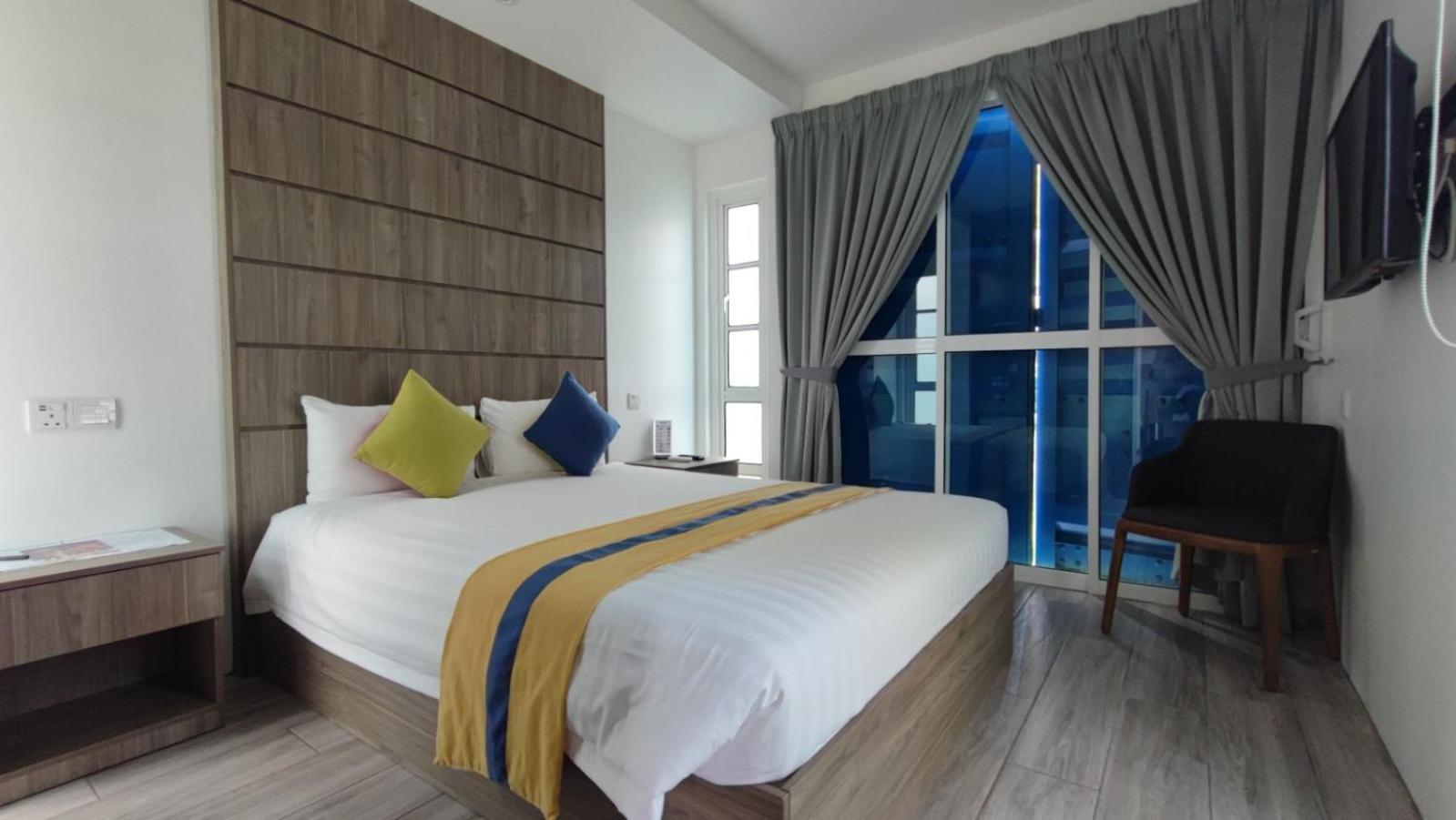 Solesor Kampong Beach Resort Porto Dickson Exterior foto